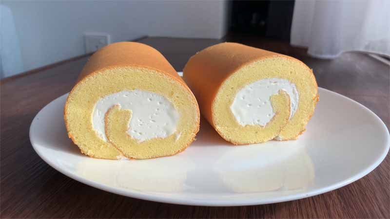 Bánh bông lan cuộn Vanilla Cake Roll Recipe