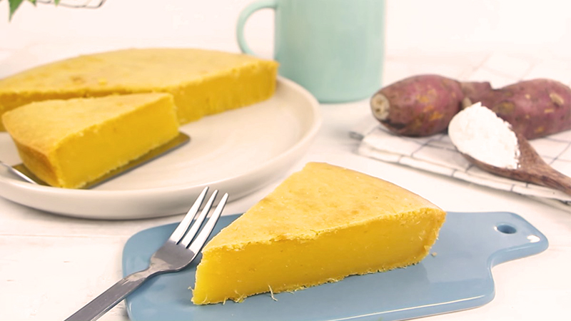 How to make delicious coconut milk sweet potato cake at home
