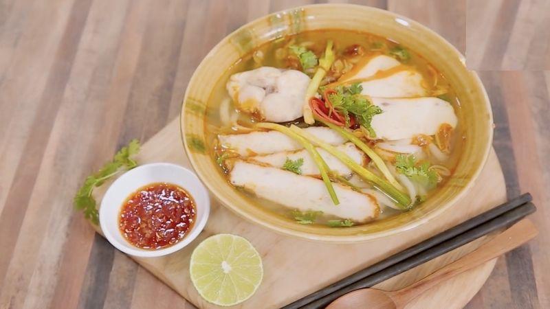 Bánh canh chả cá Quy Nhơn