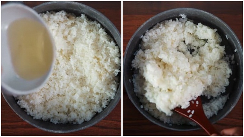Trộn cơm với giấm để làm Nigiri Sushi