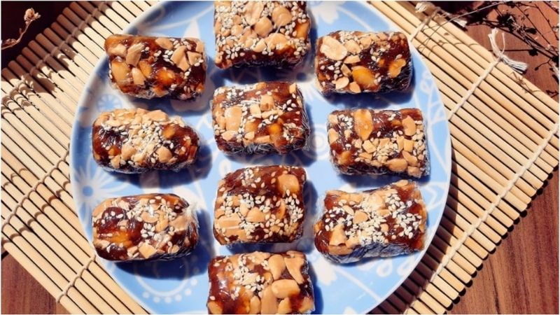 How to make delicious and easy peanut banana candy for Tet