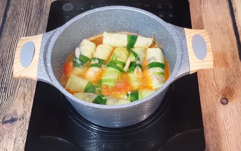 Hoàn thiện món ăn