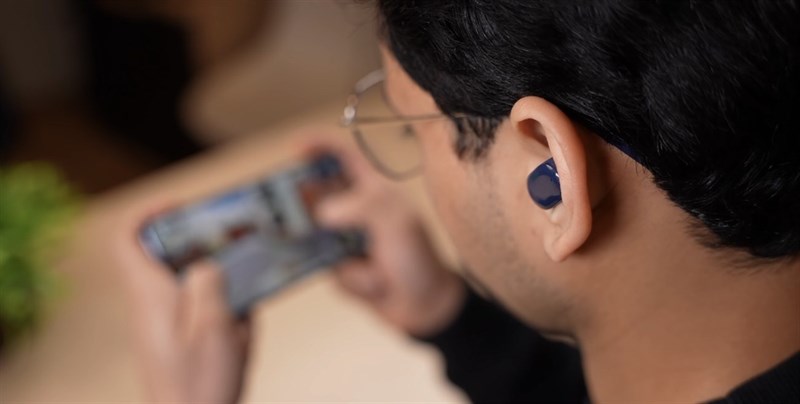 Tai nghe giá rẻ của Xiaomi cũng có độ trễ chỉ là 86 mm nên phục vụ tốt cho nhu cầu chiến game của bạn. Nguồn: Tech Unboxing.