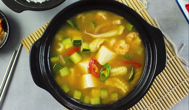 Cách nấu canh đậu tương hải sản Hàn Quốc ăn ngon hết sẩy