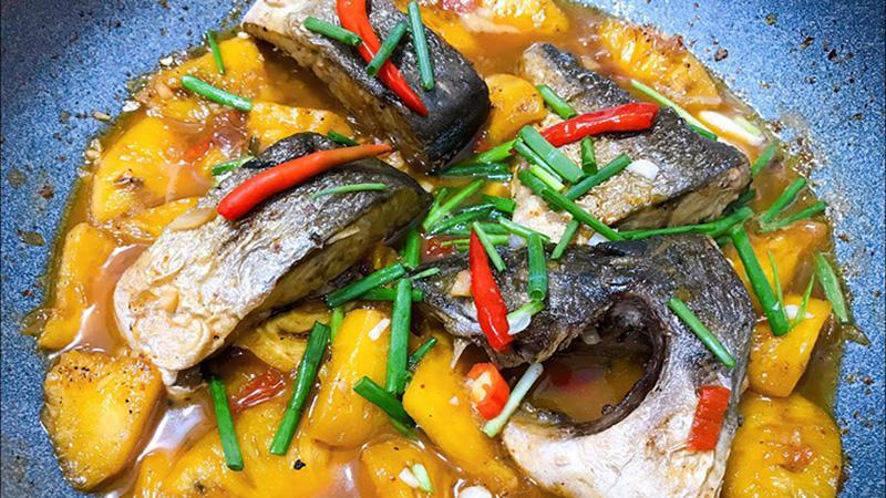 How to make delicious braised orange fish for dinner
