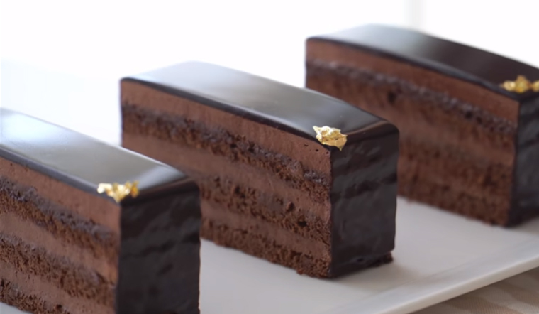 Học ngay cách làm bánh Chocolate mềm xốp không cần dùng bột