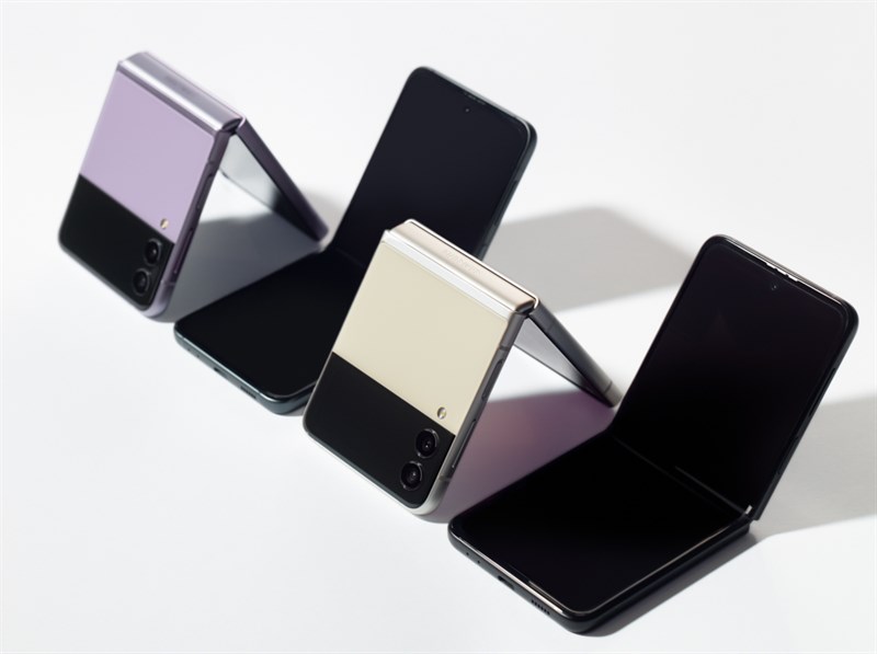 Trải nghiệm Galaxy Z Flip3 5G: Thời trang, hữu dụng cho GenZ năng động