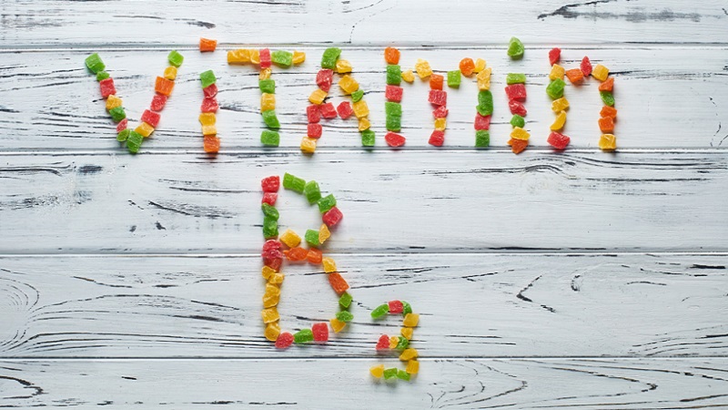 Nhiều tác dụng phụ của vitamin B3 khác nhau bao gồm: buồn nôn, có hại cho gan.