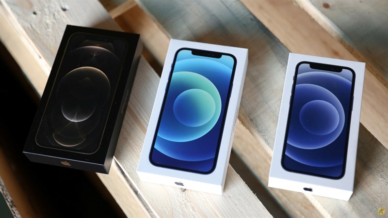 Bạn thích màn hình tai thỏ nào hơn hay muốn Apple bỏ hẳn thiết kế này trên iPhone 13 series? Bạn thích màn hình tai thỏ nào hơn hay muốn Apple bỏ hẳn thiết kế này trên iPhone 13 series?