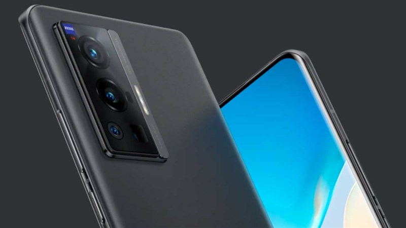 Cụm camera sau của Vivo X70 Pro.