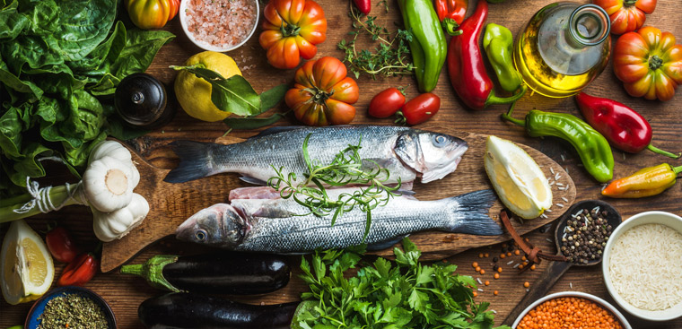 Ngoài gan, trứng, thịt và cá, những thực phẩm khác cũng chứa vitamin B2 là gì?
