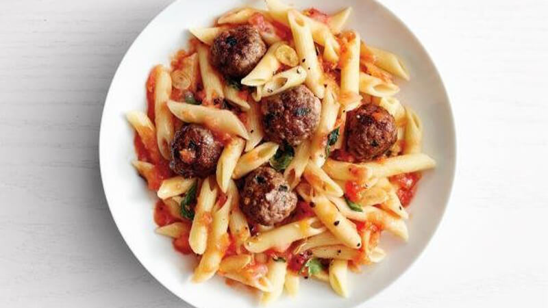 Instructions on how to make delicious and delicious minced meatballs noodles