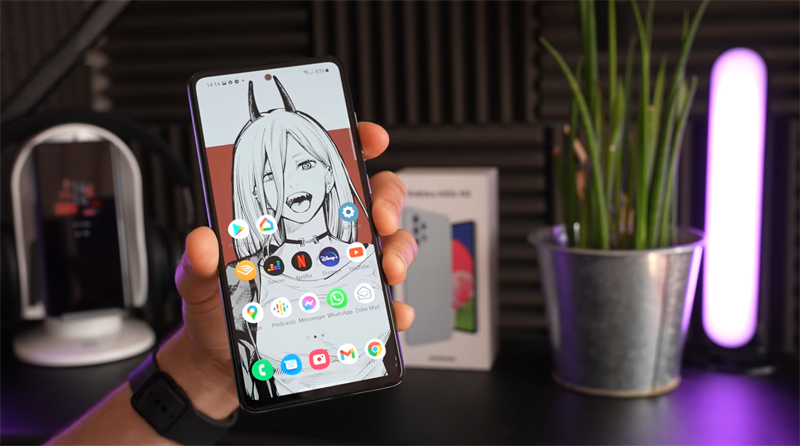 Trên tay Galaxy A52s 5G