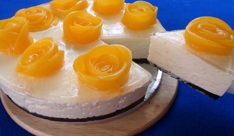 2 cách làm bánh mousse đào thơm ngon béo ngậy không cần lò nướng