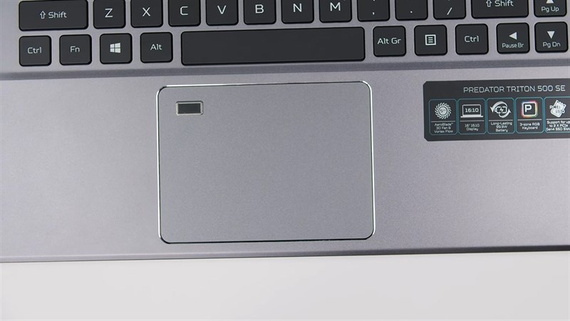 TouchPad của Acer Predator Triton 500 SE. Nguồn: Digital Trends. TouchPad của Acer Predator Triton 500 SE. Nguồn: Digital Trends.
