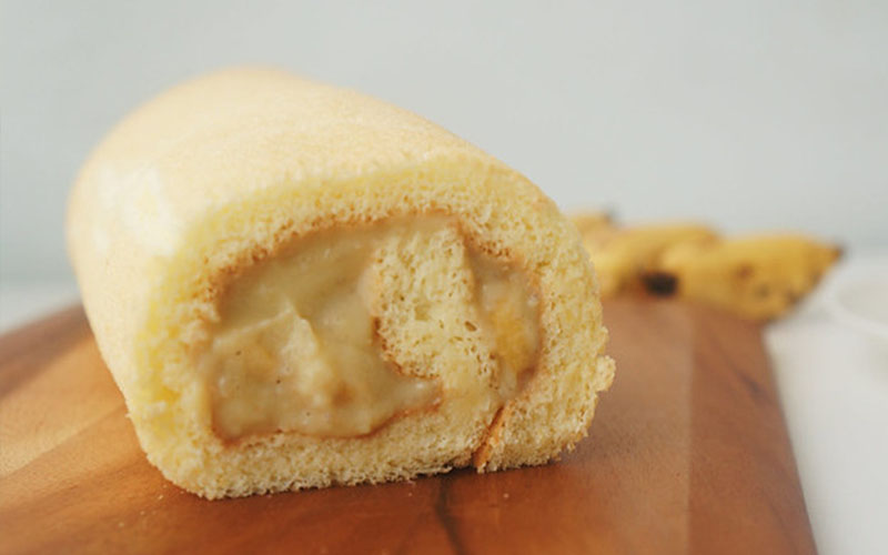 How to make delicious Japanese banana roll cake