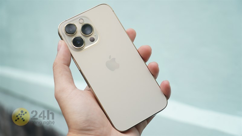 iPhone 13 Pro iPhone 13 Pro