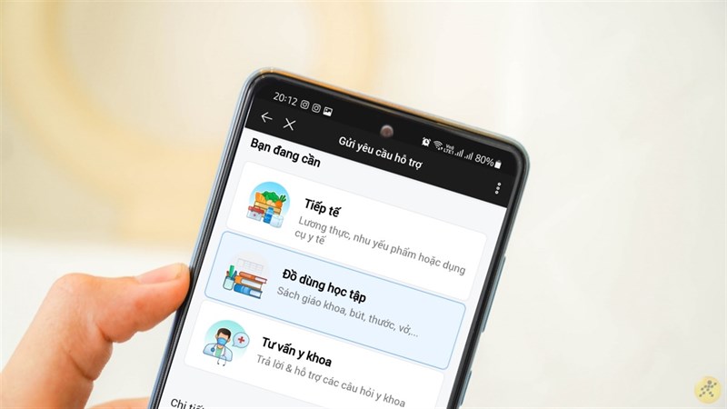 Cách yêu cầu nhận hỗ trợ đồ dùng học tập bằng Zalo Connect