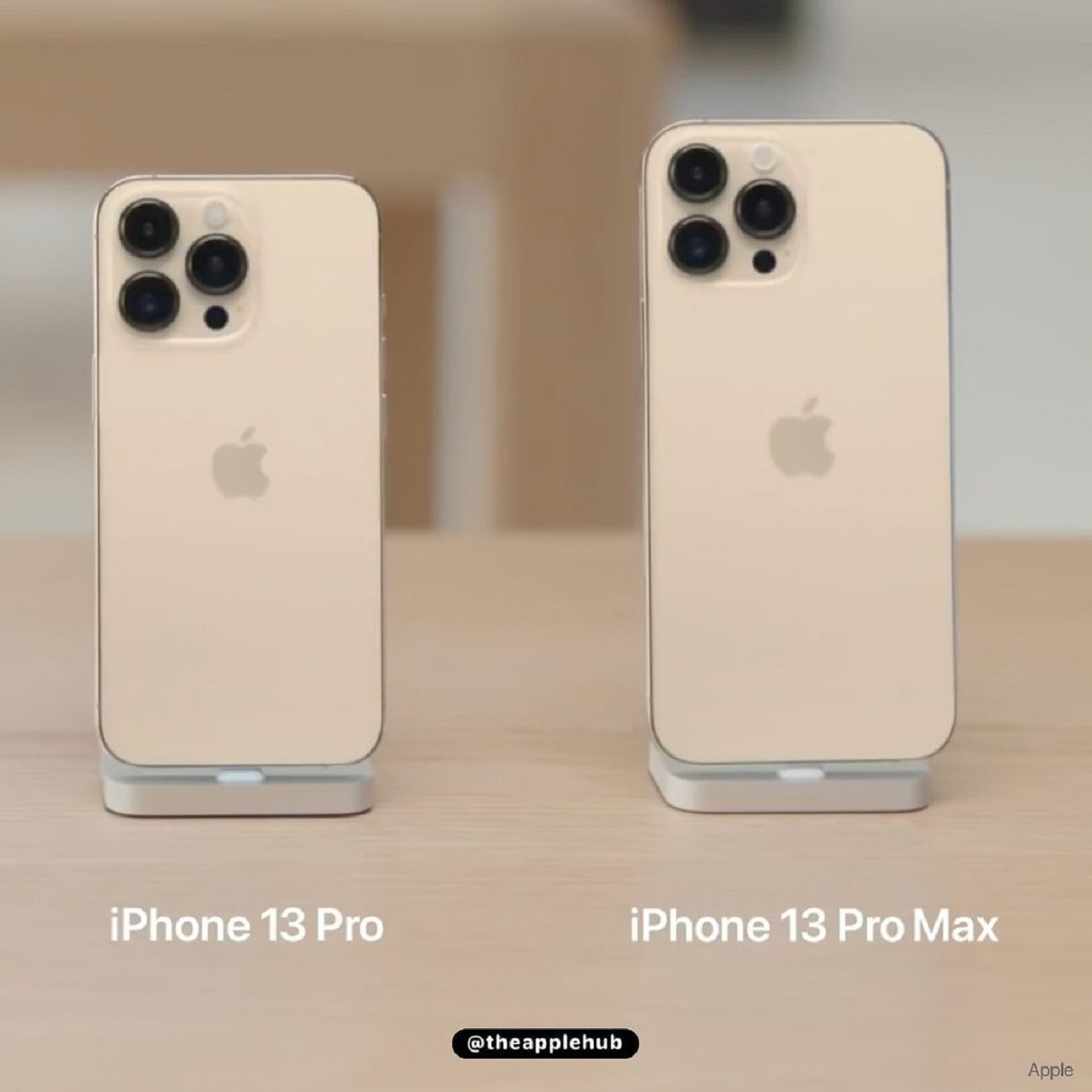 iPhone 13 series color options: Tự tin thể hiện phong cách của bạn với iPhone 13 series và các tùy chọn màu sắc đa dạng. Từ màu Sierra Blue mới lạ đến các lựa chọn truyền thống như Gold, Silver và Graphite, bạn sẽ tìm thấy điều hoàn hảo cho mình.