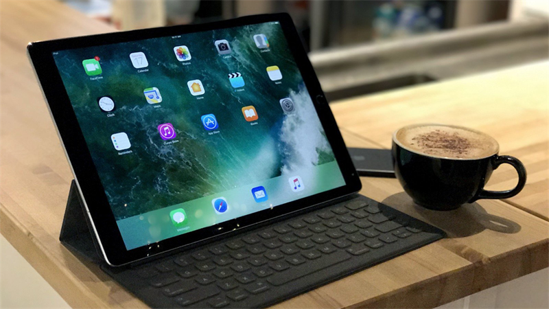 Khác với iPad Pro 2017, công nghệ ProMotion trên iPhone 13 sẽ được song hành cùng với tấm nền LTPO OLED