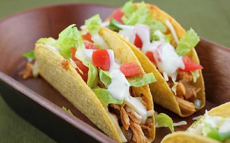 Món Tacos gà kiểu Mexico