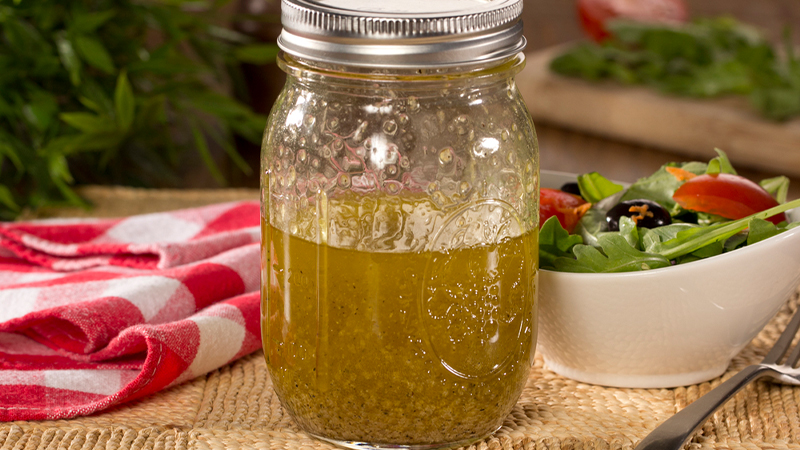 Vinaigrette dressing được sử dụng rất phổ biến