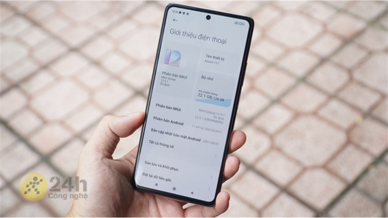 Xiaomi 11T 5G được trang bị con chip Dimensity 1200 khá mạnh mẽ.