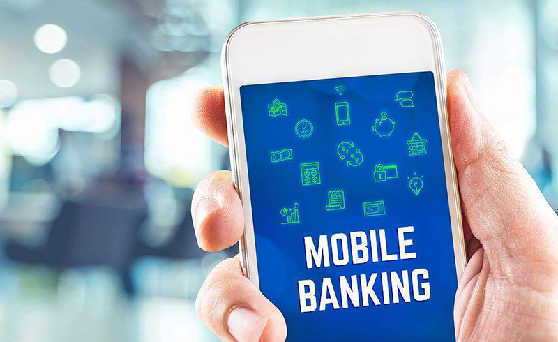 Mọi người ưa chuộng ứng dụng mobile banking nhờ tính tiện lợi
