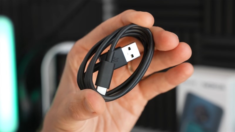 Dây sạc đi kèm khi mua Nokia G50