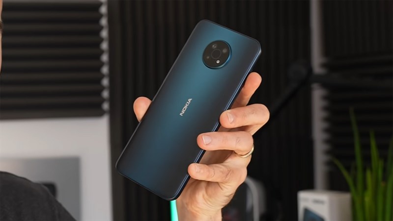 Nokia G50 có thiết kế đơn giản và quen thuộc