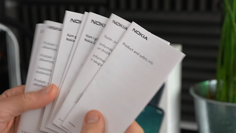 Sách hướng dẫn sử dụng với nhiều thứ ngôn ngữ khác nhau