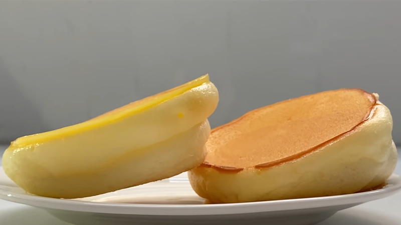 Bánh pancake có hình dạng độc đáo, mềm mịn như mây