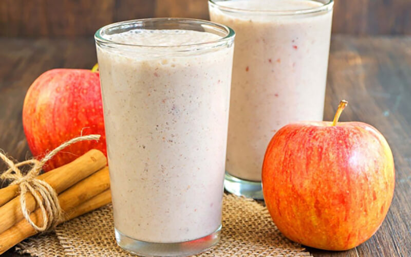 Instructions on how to make a super delicious and nutritious apple smoothie