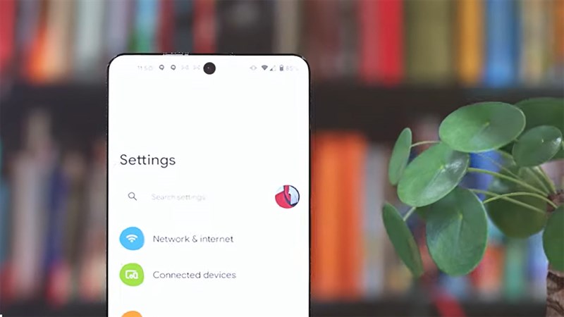Nokia 10 Pro 5G có màn hình 4K sắc nét và thiết kế đục lỗ quen thuộc