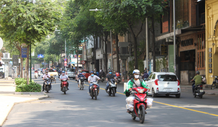 Những hoạt động, dịch vụ nào ở TP.HCM được 'mở cửa' từ ngày 1/10?