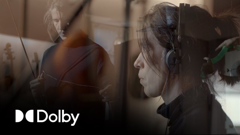 Dolby Audio Premium là công nghệ âm thanh vòm được phát triển bởi Dolby Laboratories.