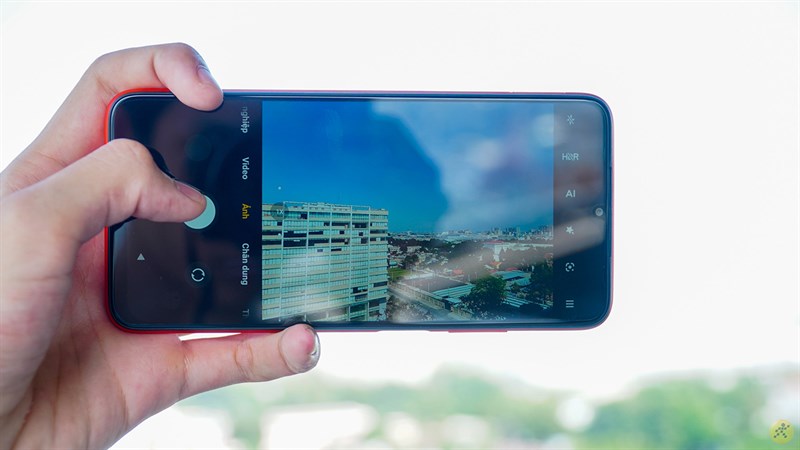 TOP 5 điện thoại giá rẻ dưới 5 triệu camera góc rộng siêu nét, tha hồ check in, chụp ảnh đủ cả lớp ngày nhà giáo Việt Nam