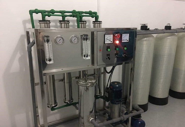 Cách xử lý nguồn nước nhiễm mặn để sử dụng máy nước nóng hiệu quả > Xử lý nguồn nước nhiễm mặn bằng hệ thống lọc nước 
