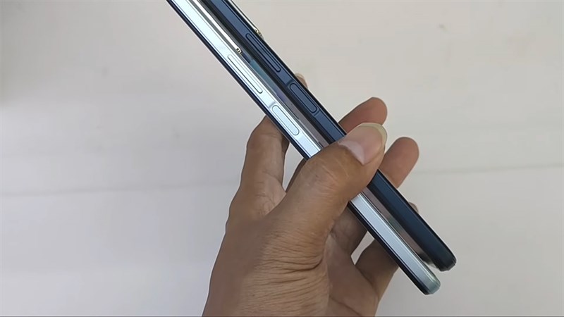 Chênh nhau 1 triệu đồng, Vivo Y21 và Vivo Y21s có điểm gì khác nhau? Nên chọn mua máy nào là phù hợp với tiêu chí ngon bổ rẻ Chênh nhau 1 triệu đồng, Vivo Y21 và Vivo Y21s có điểm gì khác nhau? Nên chọn mua máy nào là phù hợp với tiêu chí ngon bổ rẻ