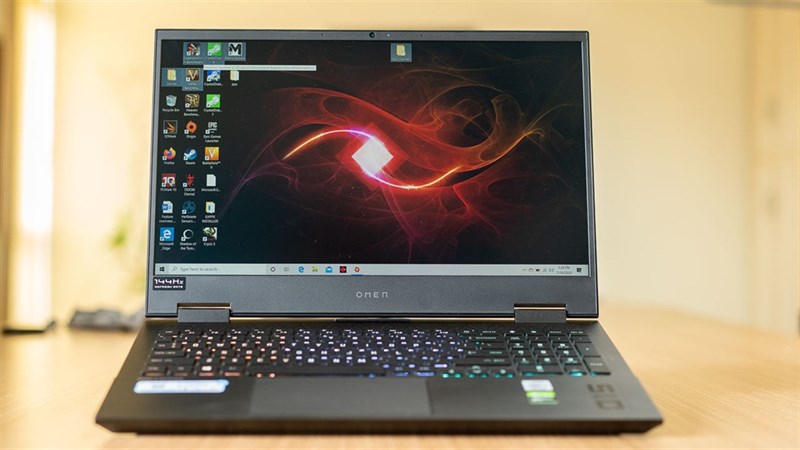 Laptop chạy liên tục có sao không