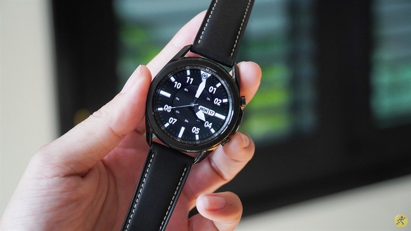 TOP 10 smartwatch, smartband bán chạy nhất tháng 9 tại TGDĐ. Góp mặt đủ các 'siêu phẩm' từ giá rẻ đến cao cấp, nên mua ngay!