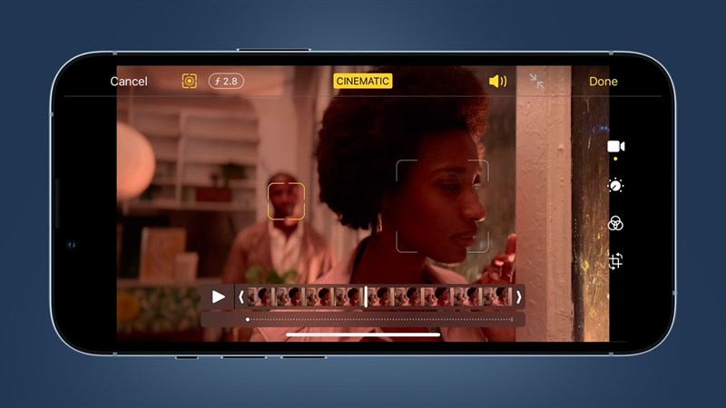 Camera trên iPhone 13 còn được trang bị công nghệ Cinematic Mode mới. Nguồn: Techradar.
