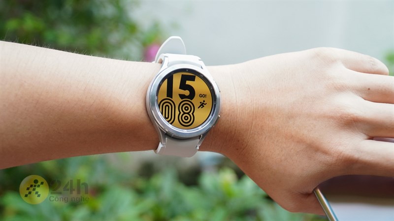 Galaxy Watch 4 Classic Galaxy Watch 4 Classic