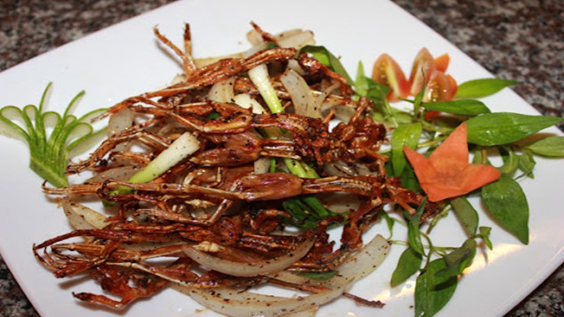 How to dry fried frogs with crispy fish sauce, famous An Giang specialties