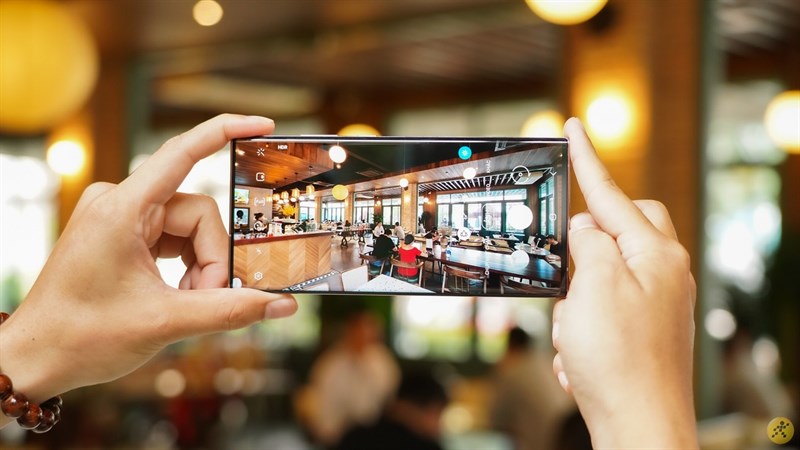 Smartphone có camera đa dụng sẽ giúp bạn linh động trong nhiều bối cảnh