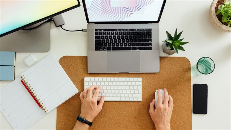 Chuột không tiếng ồn giúp bạn tập trung vào công việc tốt hơn. Chuột không tiếng ồn giúp bạn tập trung vào công việc tốt hơn.