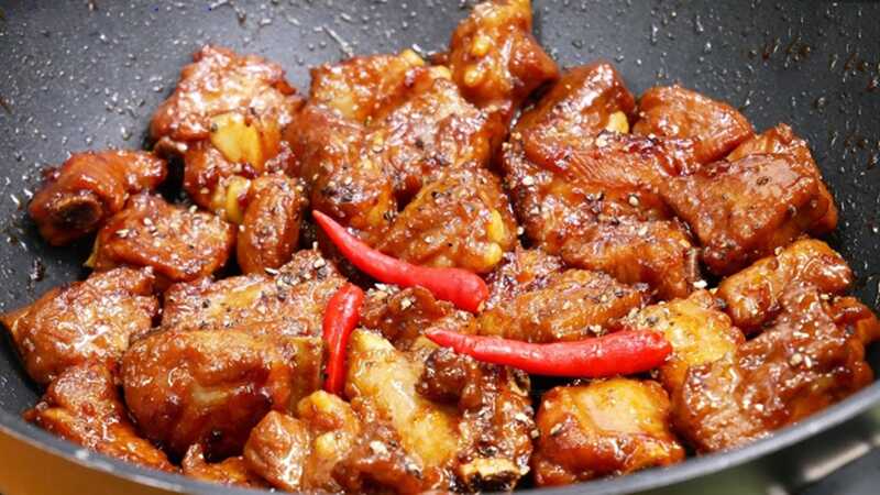 How to make delicious and attractive braised pork ribs with pepper for the whole family