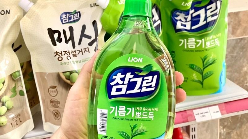 Nước rửa chén Charmgreen hương trà xanh