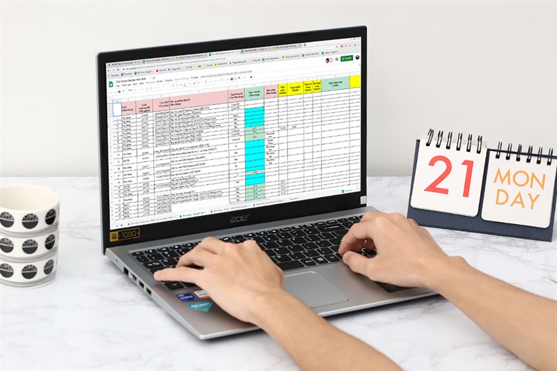Loạt laptop giá rẻ đang giảm ngon lành tại TGDĐ, đừng bỏ qua bạn ơi Loạt laptop giá rẻ đang giảm ngon lành tại TGDĐ, đừng bỏ qua bạn ơi