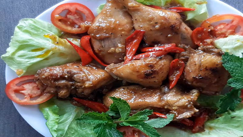 Sharing a new way to make fried duck with fish sauce for the weekend